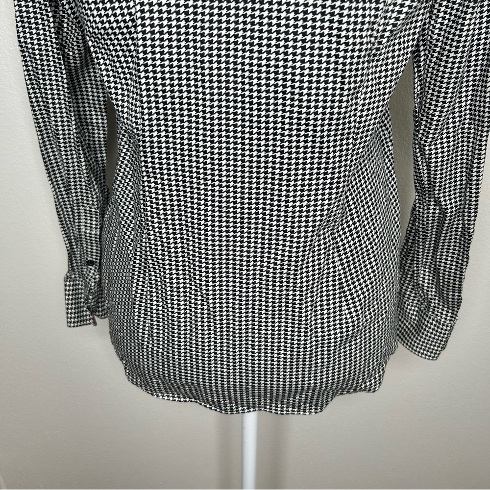 CHAPS No Iron Womens Black White Houndstooth Long Sleeve Button Up Shirt Size S - Picture 8 of 10